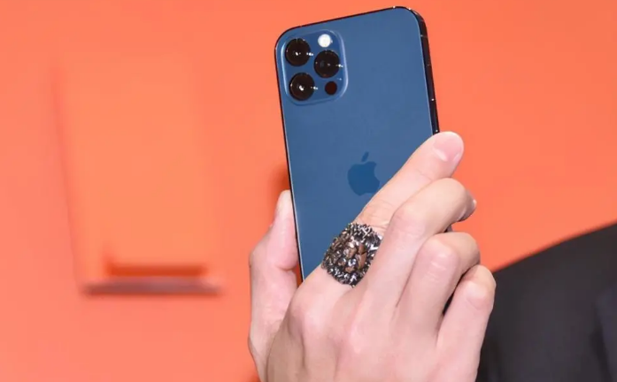 潜山苹果手机维修分享iPhone12系列重启方法教程 